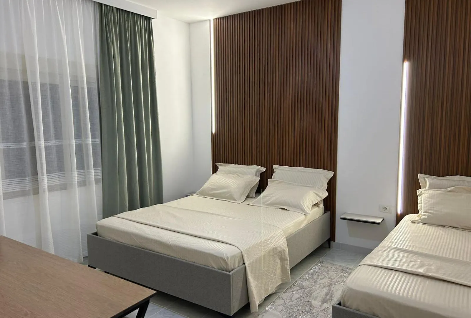 Vila H Hyseni Durres