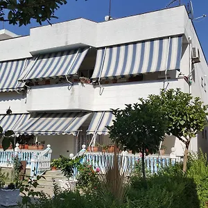  Guest house Vila Cikaj